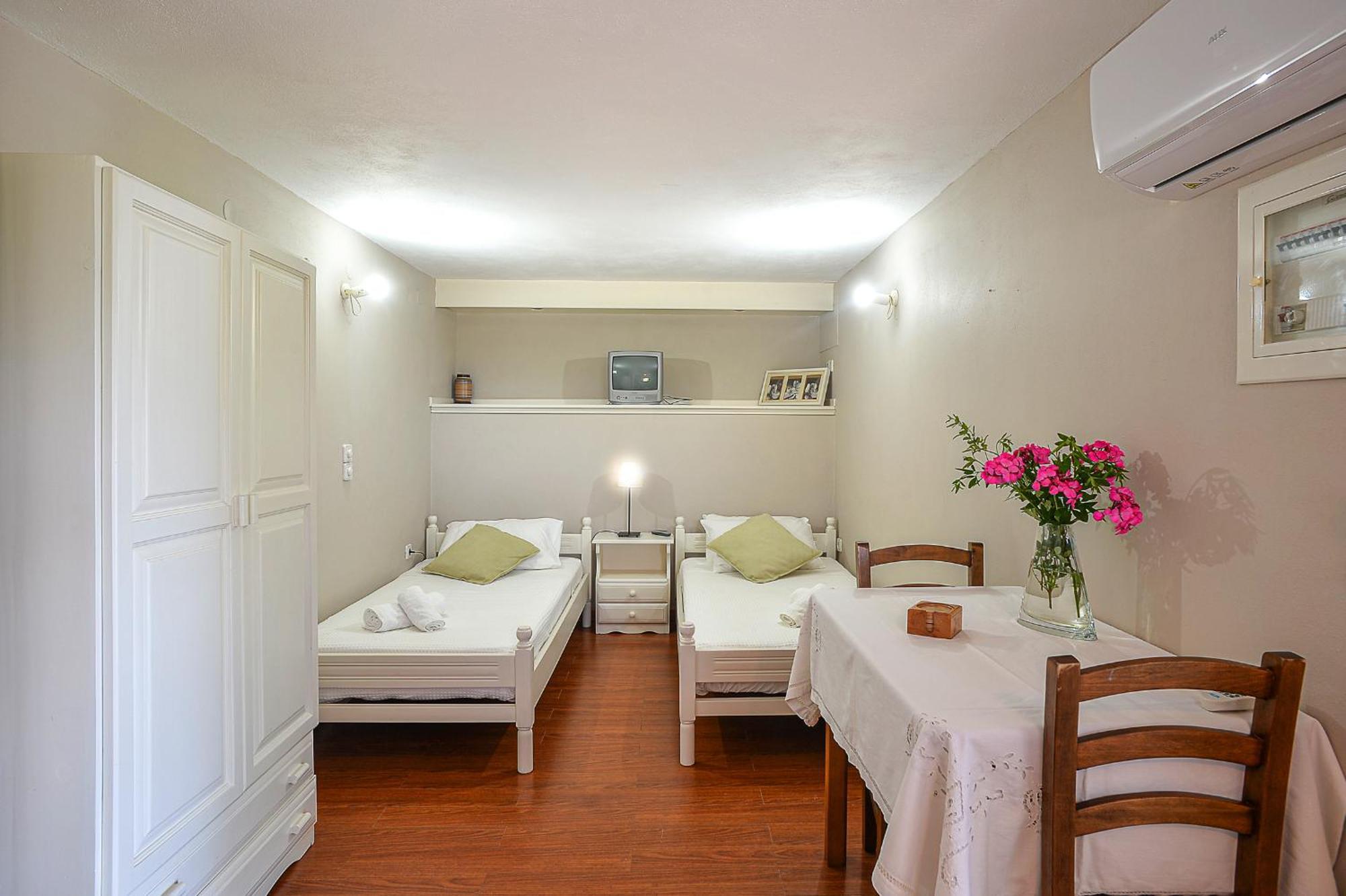 Porto OziasLioniskari Seaviews - Paxoi'S Private Pool Oasis别墅 外观 照片